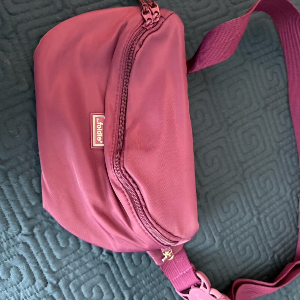 LeSportsac Women's Purple Crossbody Bag